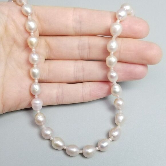 Vintage Light Pink Beaded Necklace with Sterling Silver Adjustable Clasp, Estate - Picture 1 of 7